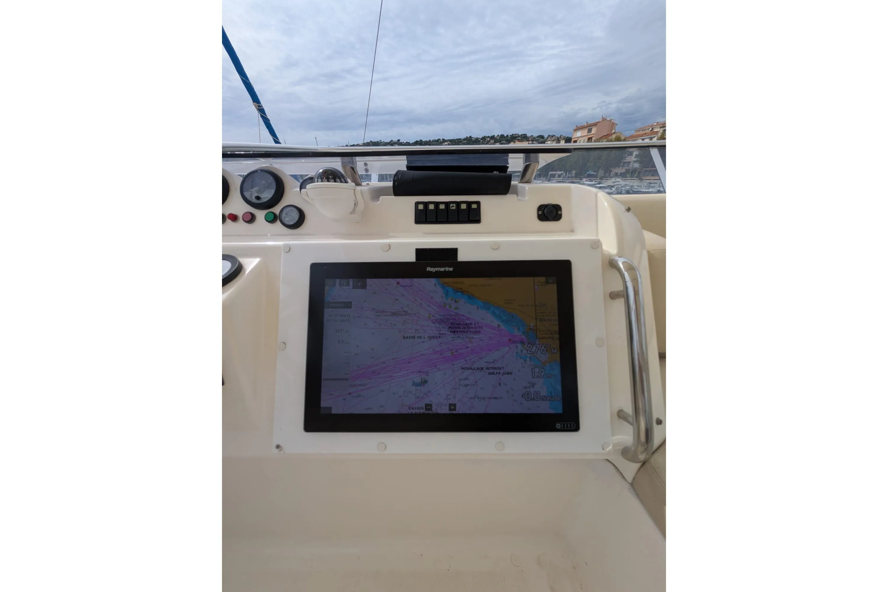 Azimut 58 — photo 6