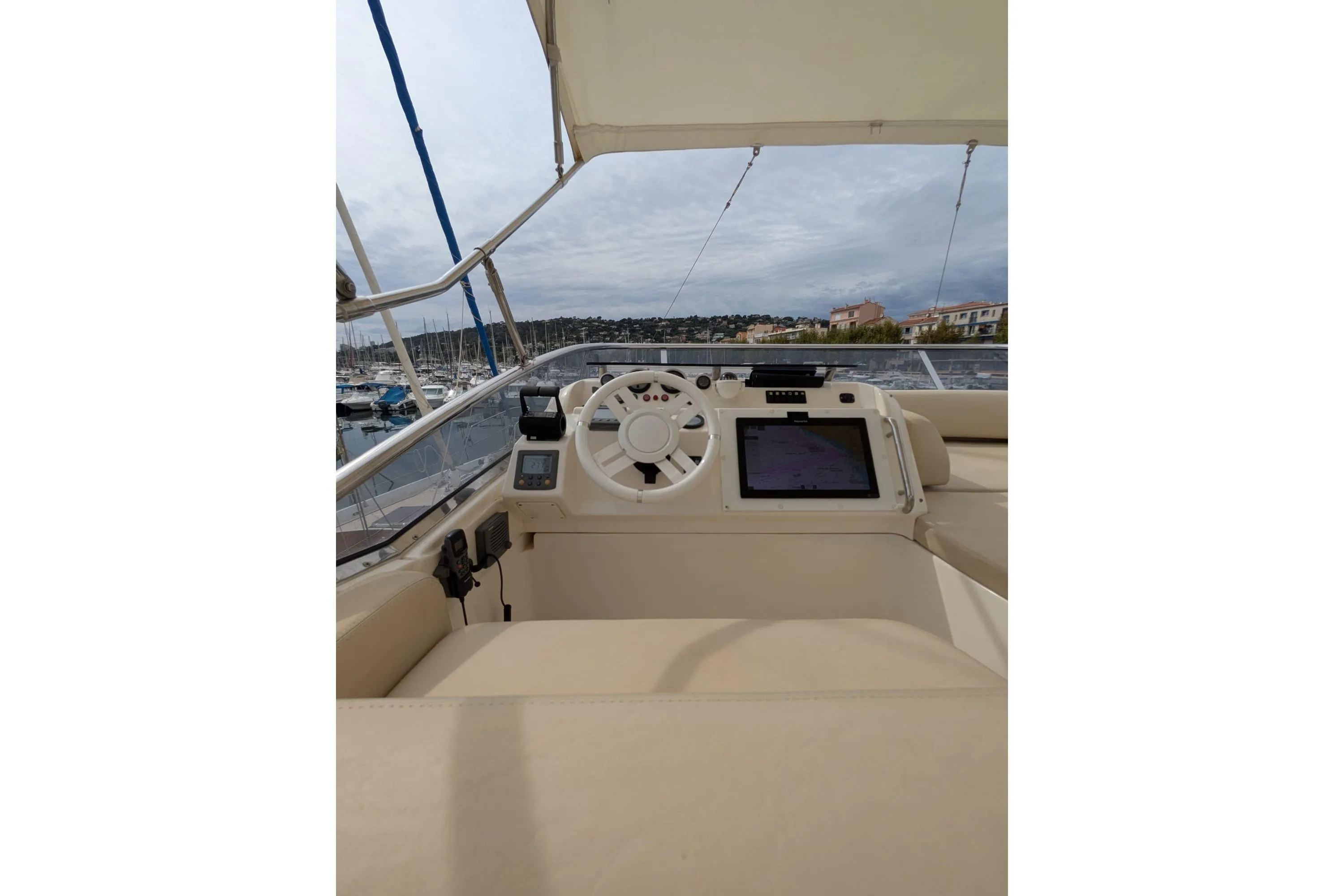 Azimut 58 — photo 8