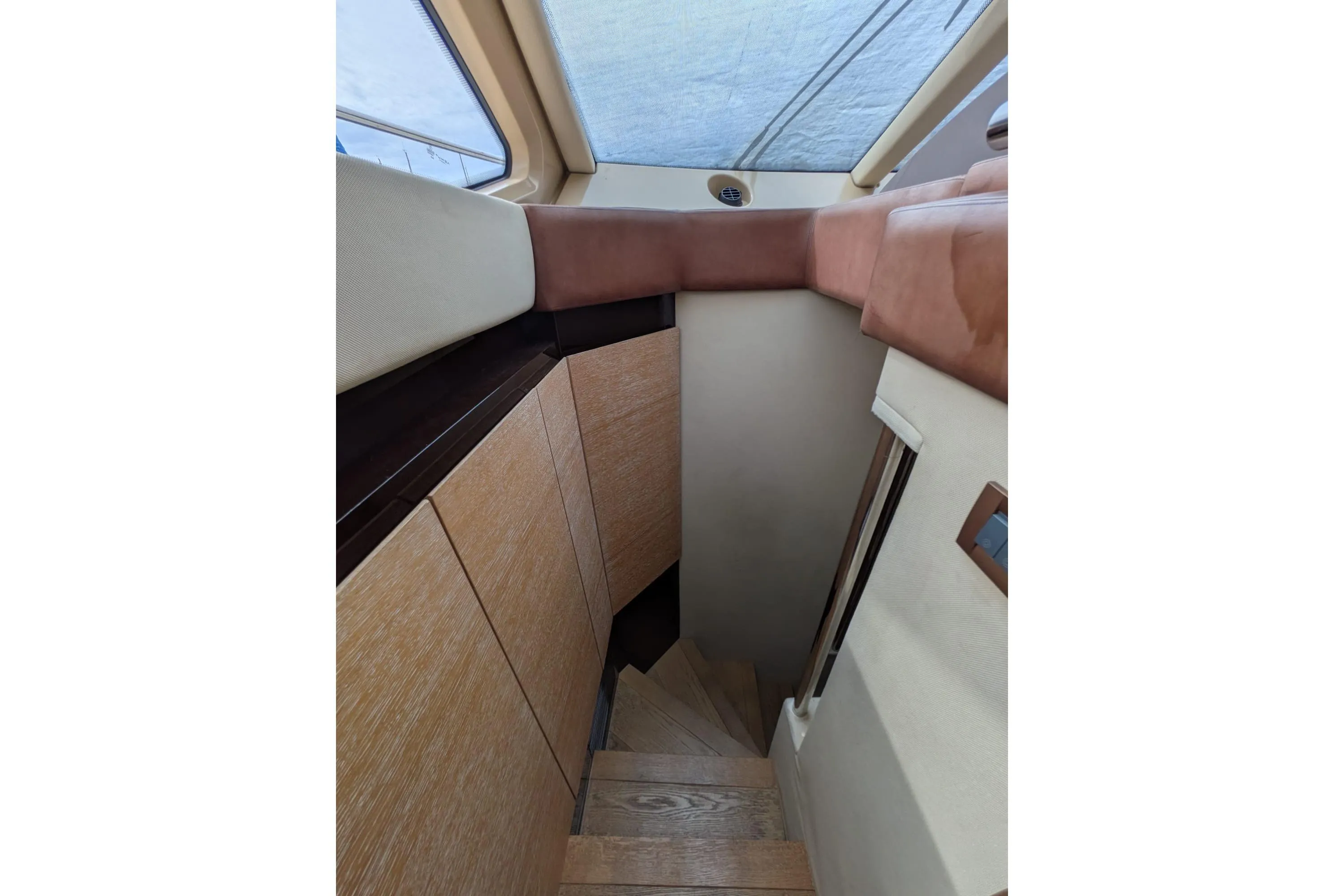 Azimut 58 — photo 38