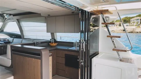 Ferretti Yachts 550 — photo 11