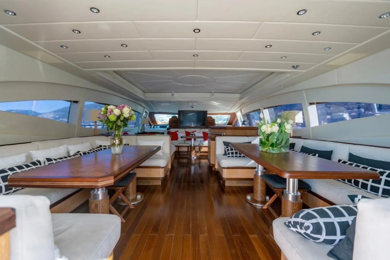 Mangusta 108 — photo 9