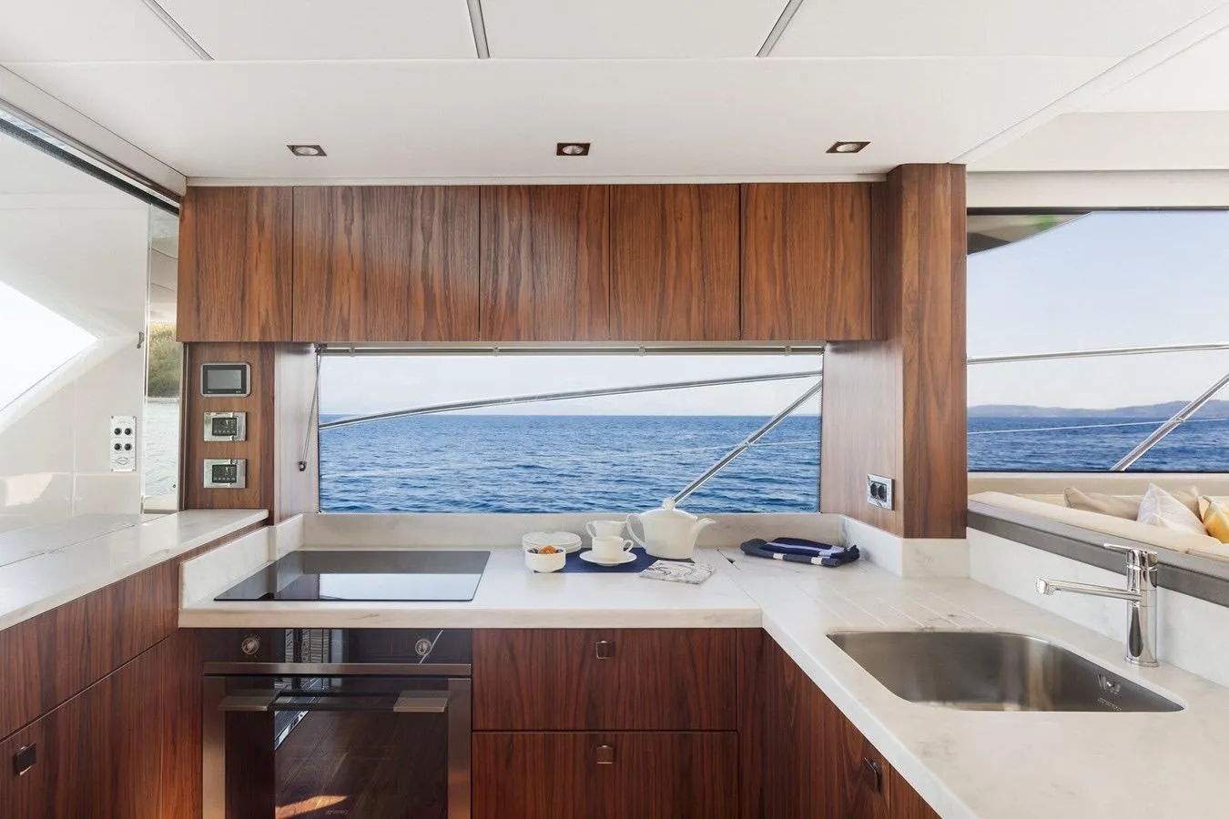 Sunseeker Manhattan 52 — photo 10