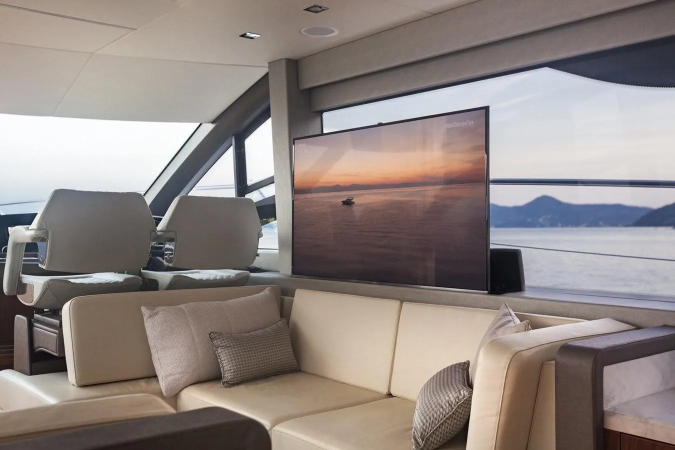 Sunseeker Manhattan 52 — photo 11